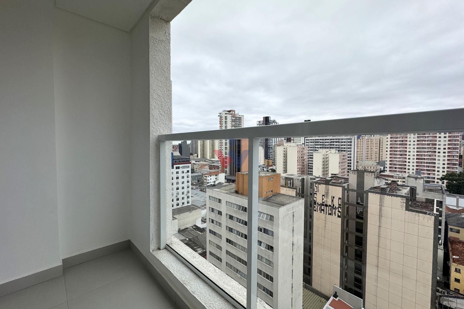 Apartamento Studio Mobiliado para Locação no Centro de Curitib...
