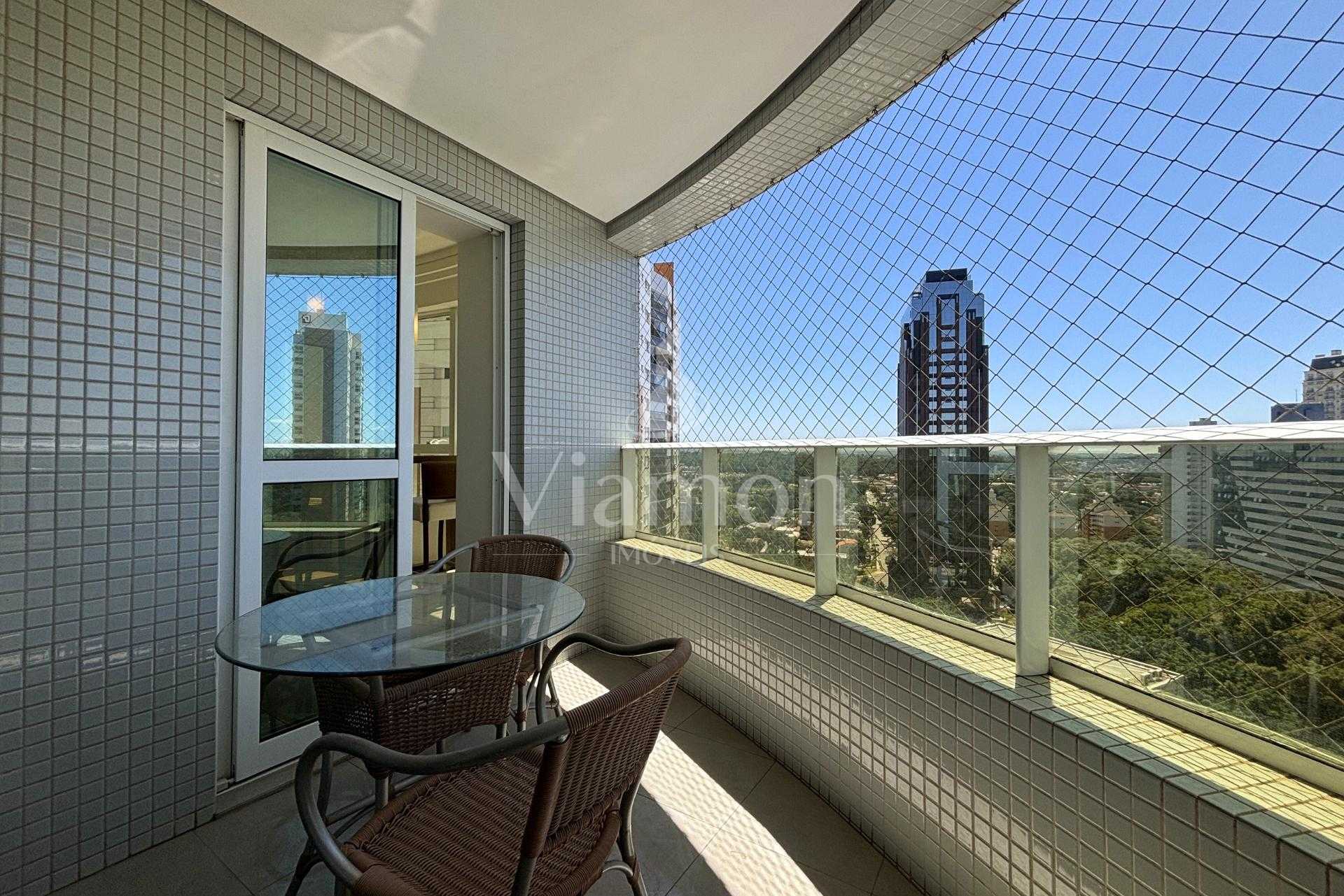 Apartamento com 4 quartos para locação no Ecoville - Curitiba PR