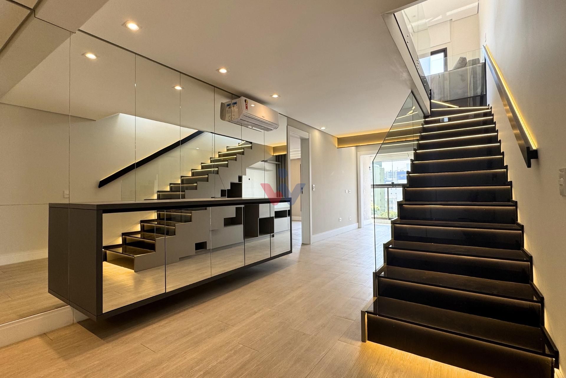 Cobertura à venda no Vila Izabel - Curitiba PR  3 quartos e 2 ...