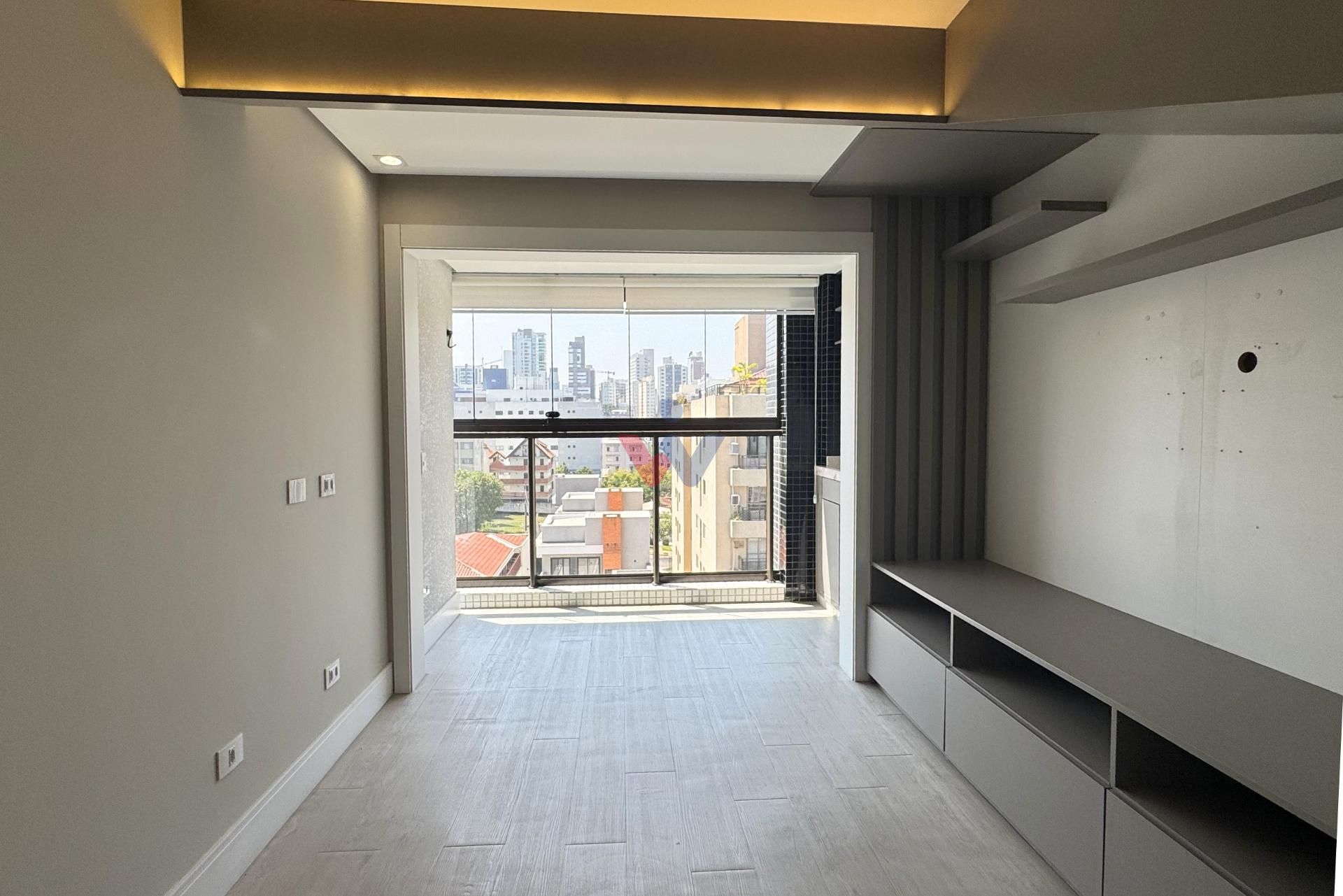 Cobertura à venda no Vila Izabel - Curitiba PR  3 quartos e 2 ...