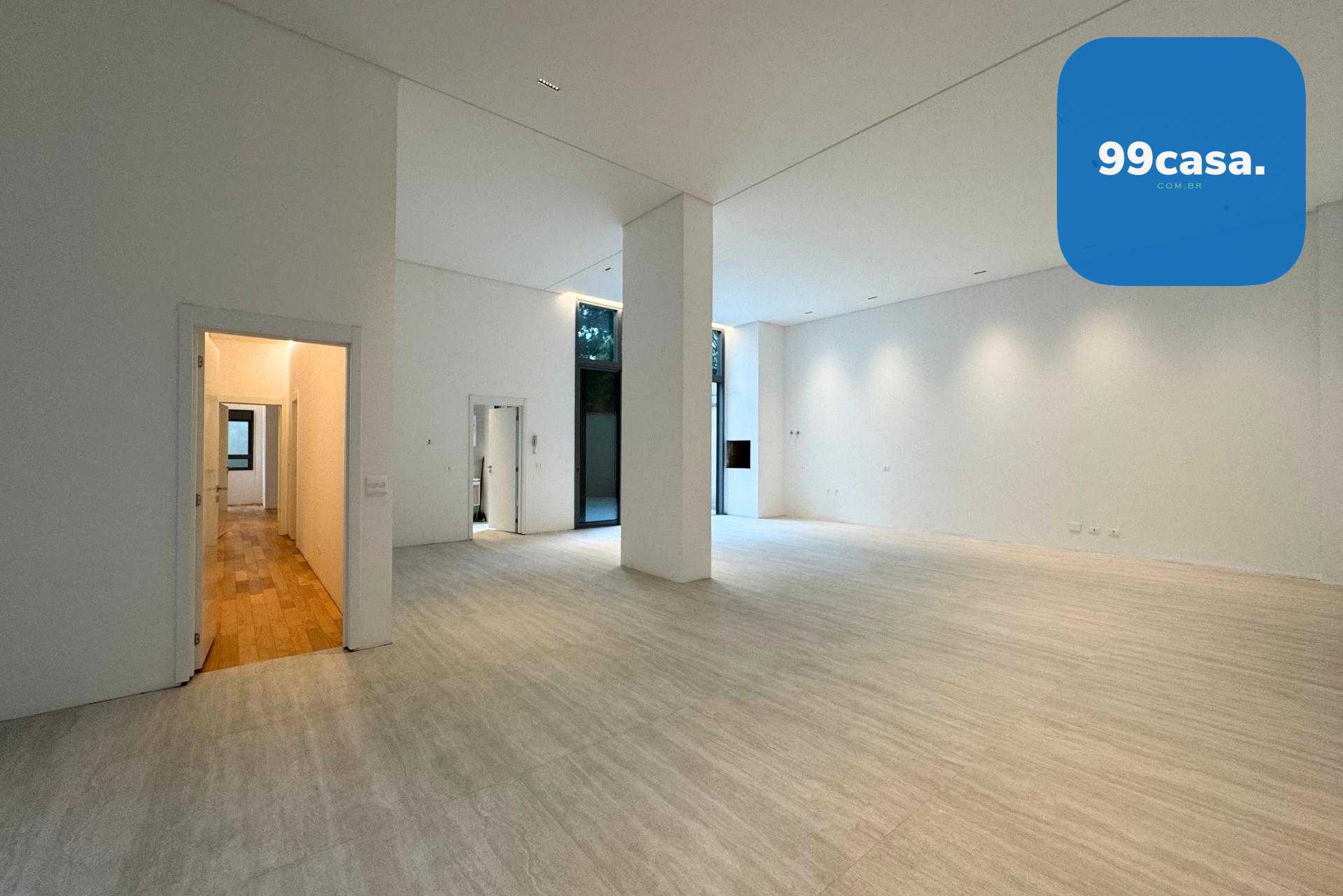 Apartamento garden à venda no Batel - 3 Suítes e 4 vagas de ga...