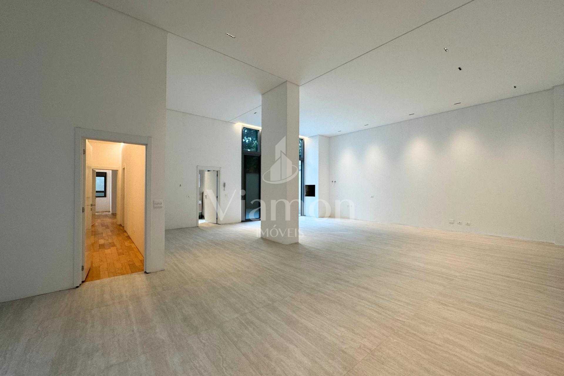 Apartamento garden à venda no Batel - 3 Suítes e 4 vagas de ga...