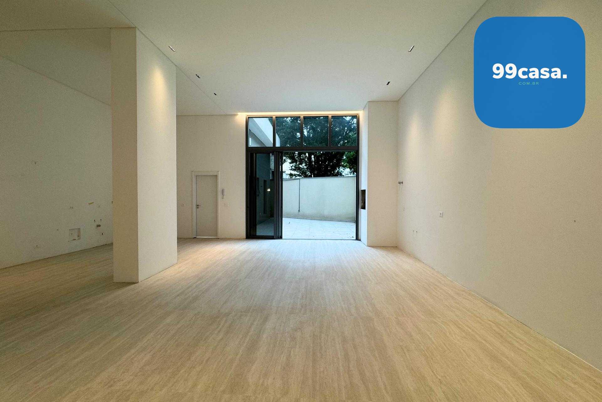 Apartamento garden à venda no Batel - 3 Suítes e 4 vagas de ga...