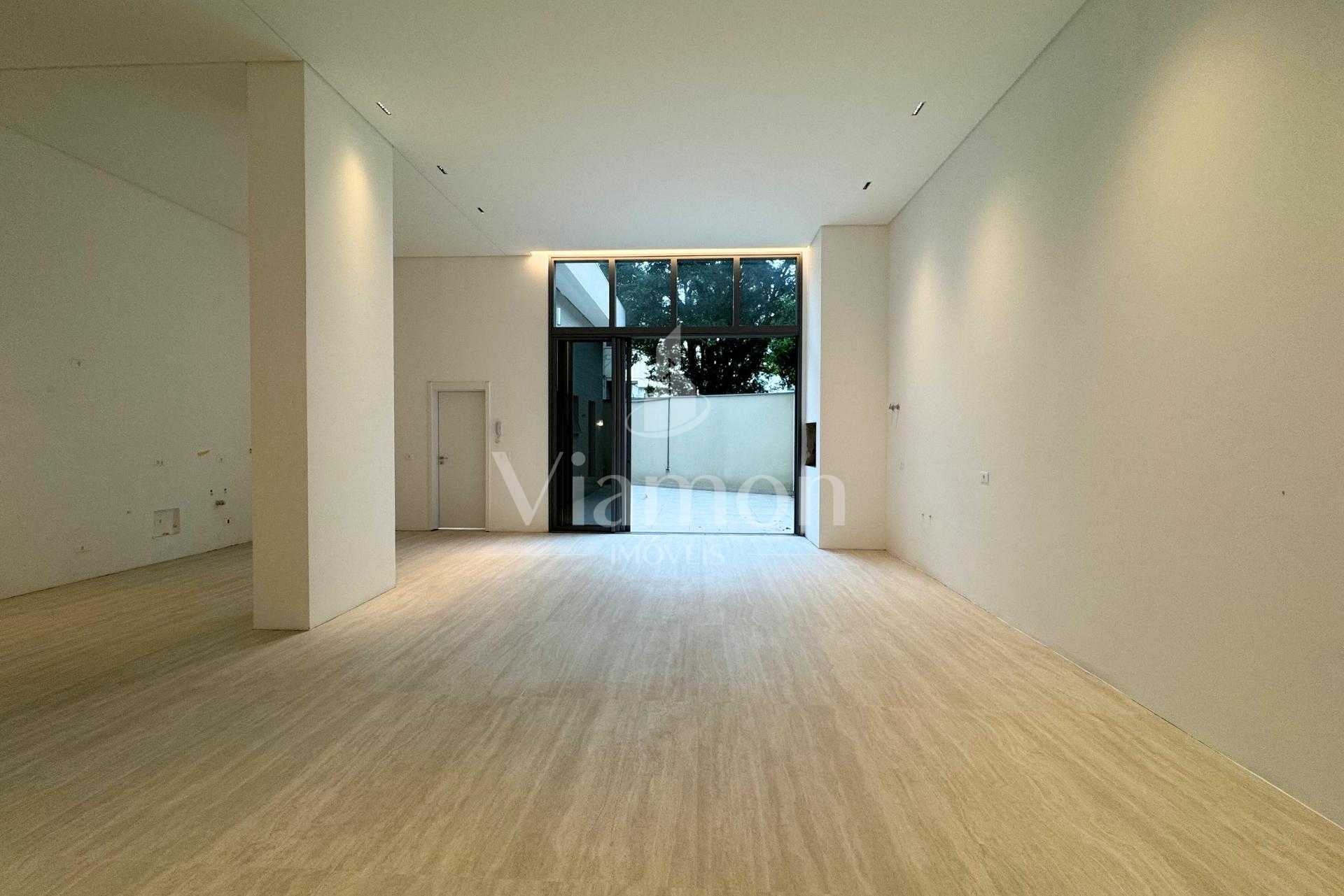 Apartamento garden à venda no Batel - 3 Suítes e 4 vagas de ga...