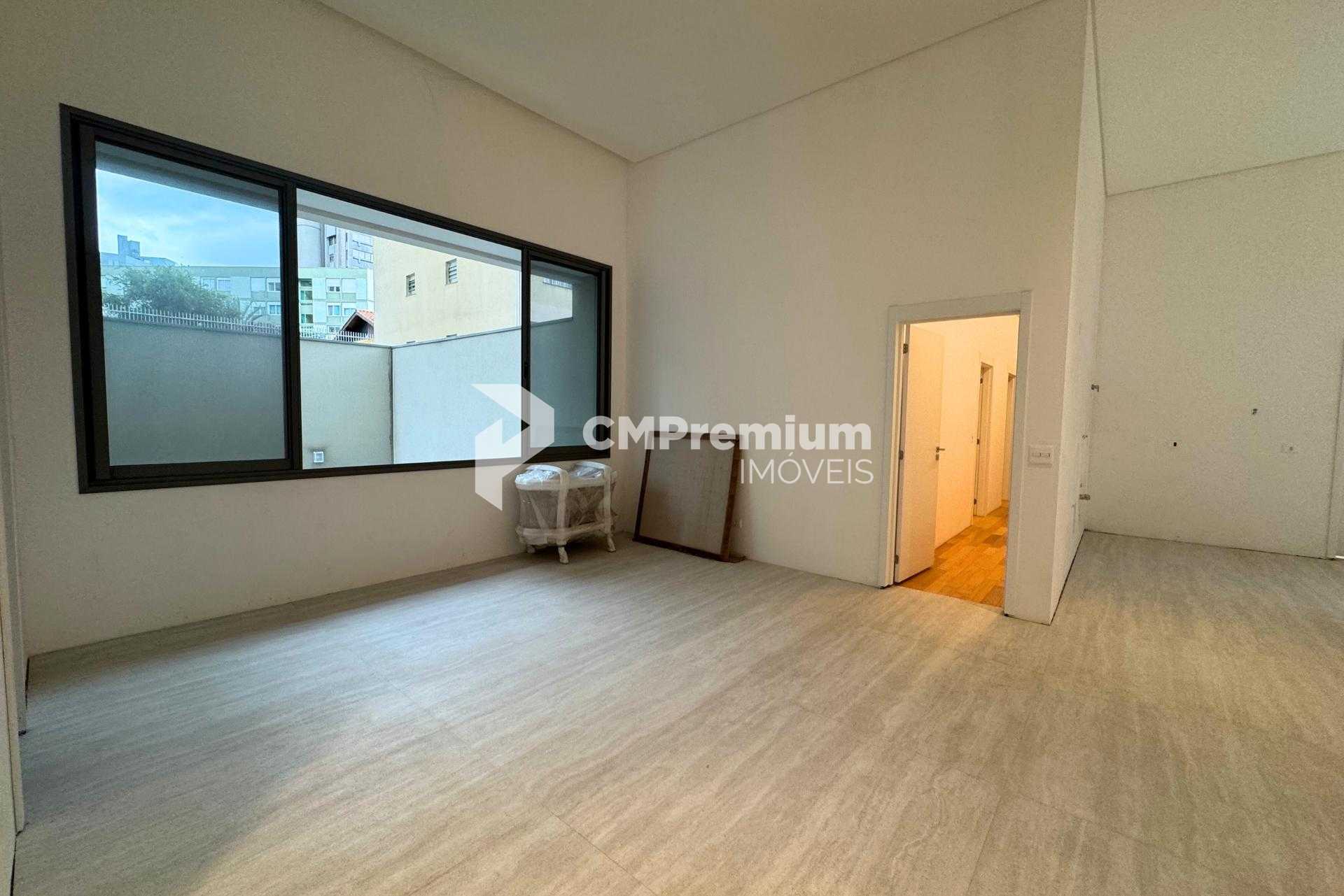 Apartamento garden à venda no Batel - 3 Suítes e 4 vagas de ga...