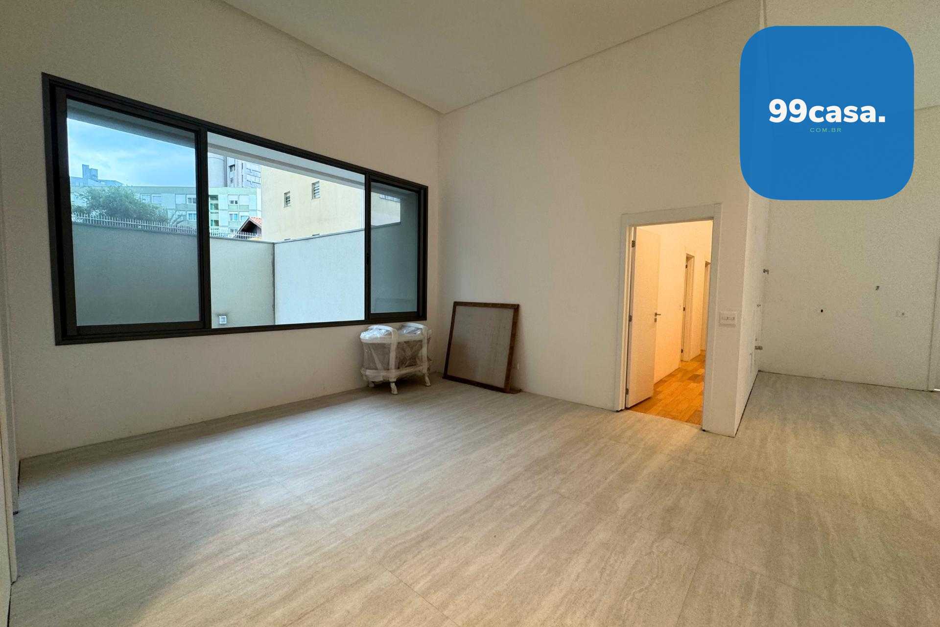 Apartamento garden à venda no Batel - 3 Suítes e 4 vagas de ga...