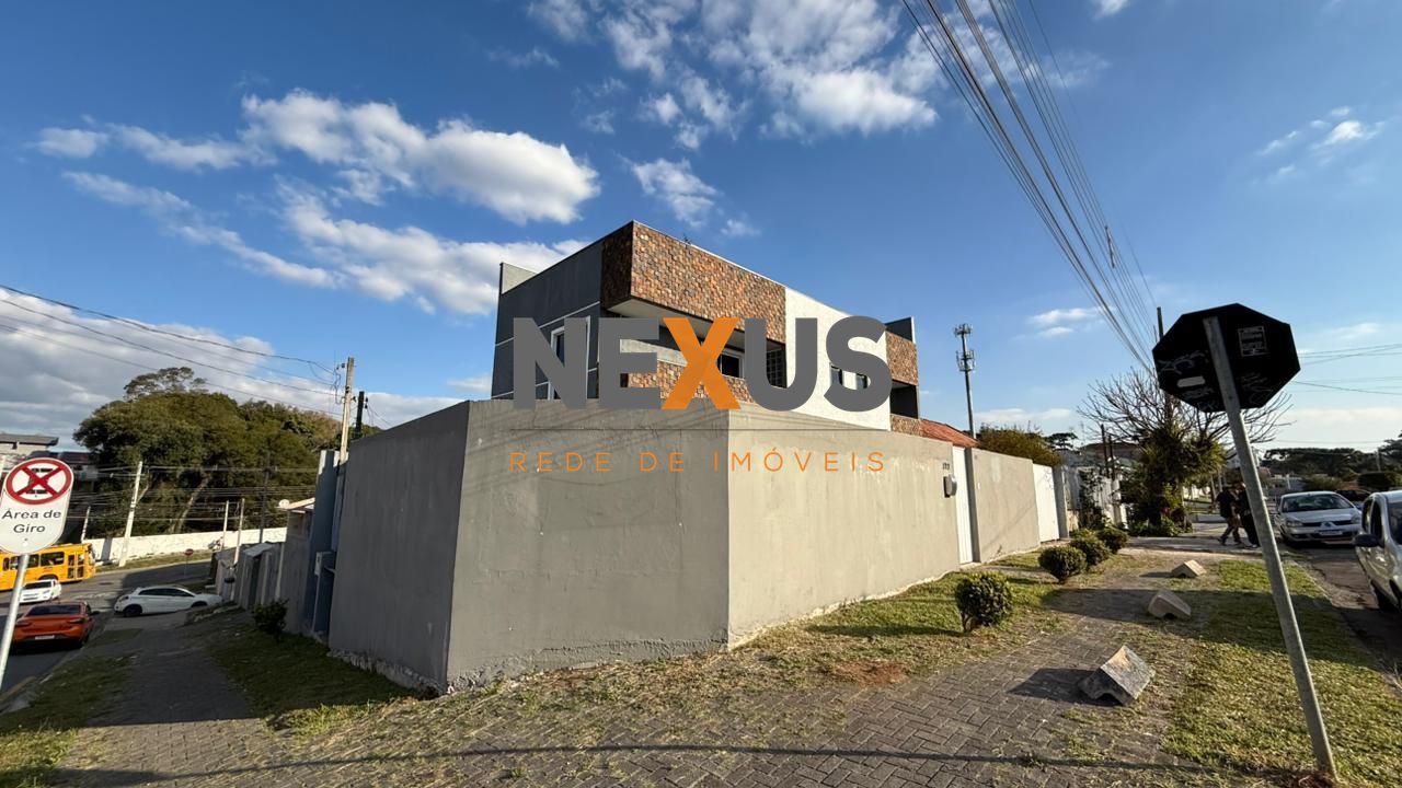 Sobrado com terraço e vista panorâmica no Santa Cândida em Cur...