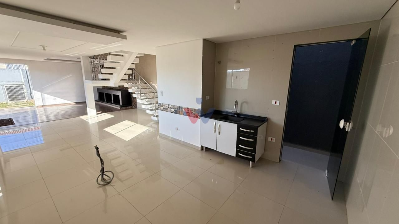 Sobrado com terraço e vista panorâmica no Santa Cândida em Cur...