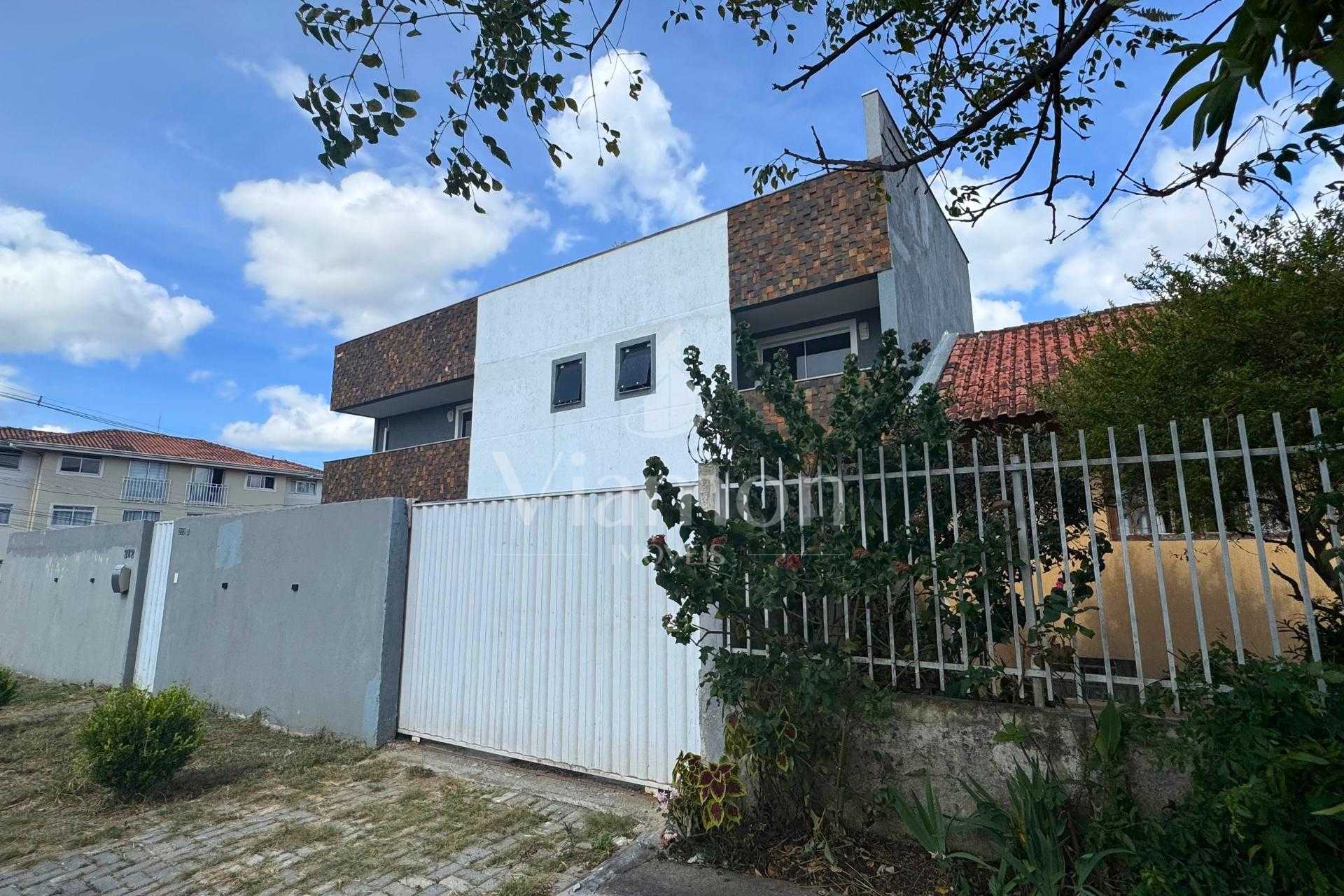 Sobrado com terraço e vista panorâmica no Santa Cândida em Cur...