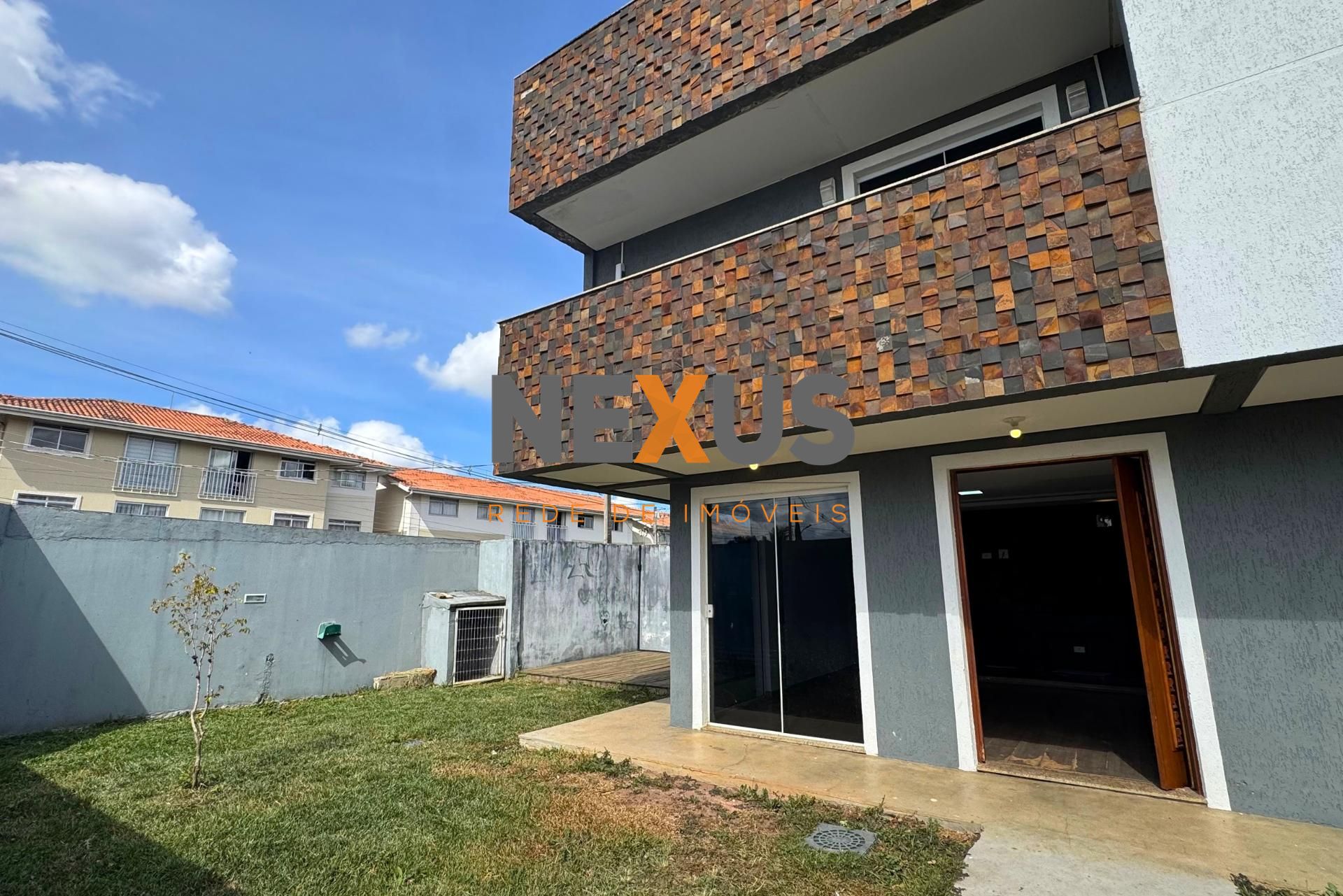 Sobrado com terraço e vista panorâmica no Santa Cândida em Cur...