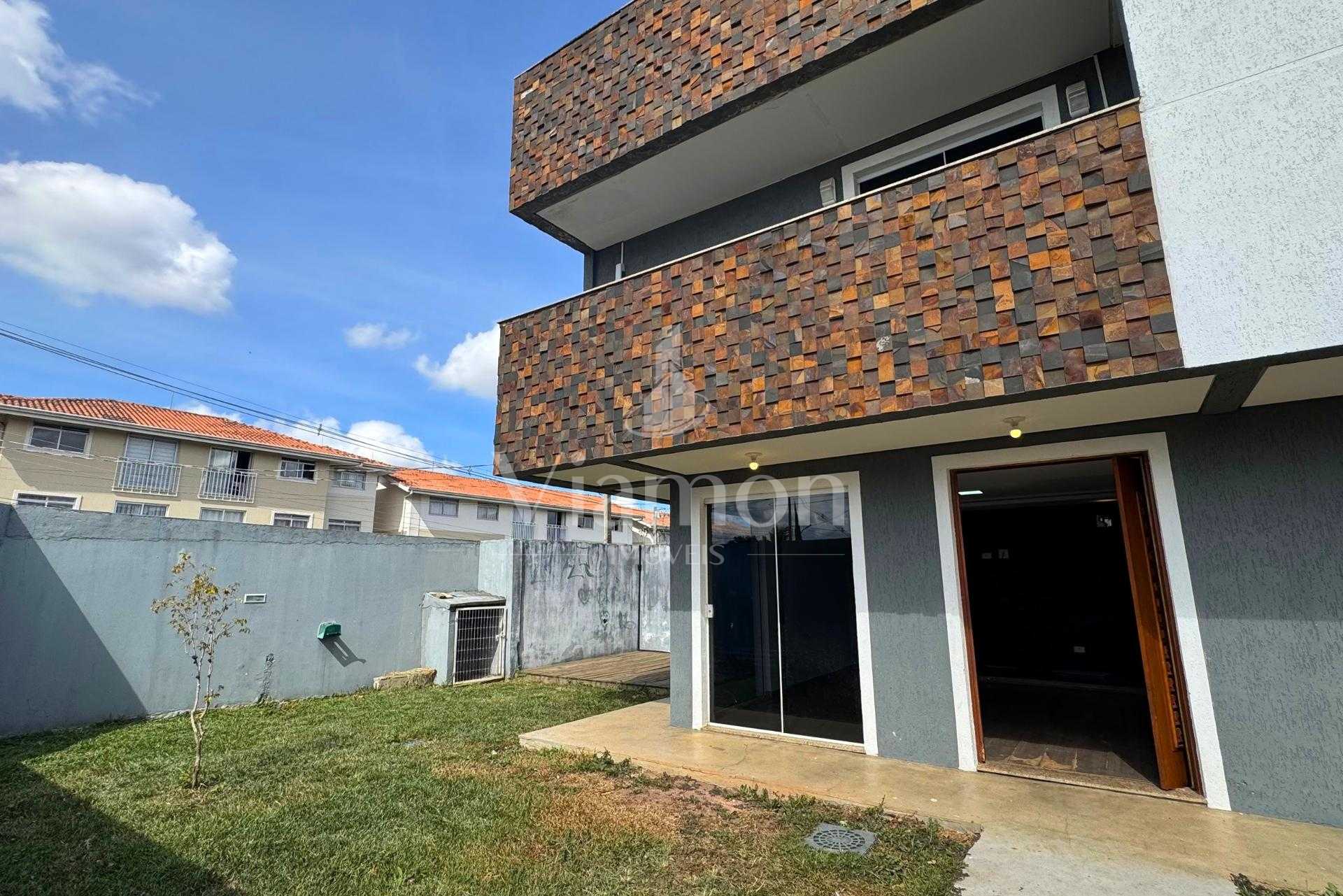 Sobrado com terraço e vista panorâmica no Santa Cândida em Cur...