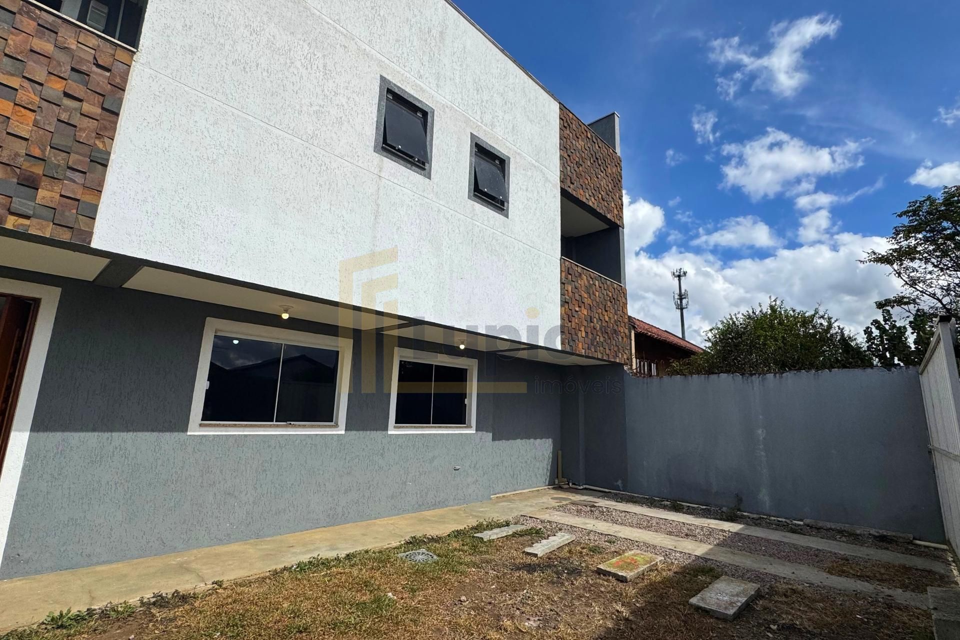 Sobrado com terraço e vista panorâmica no Santa Cândida em Cur...