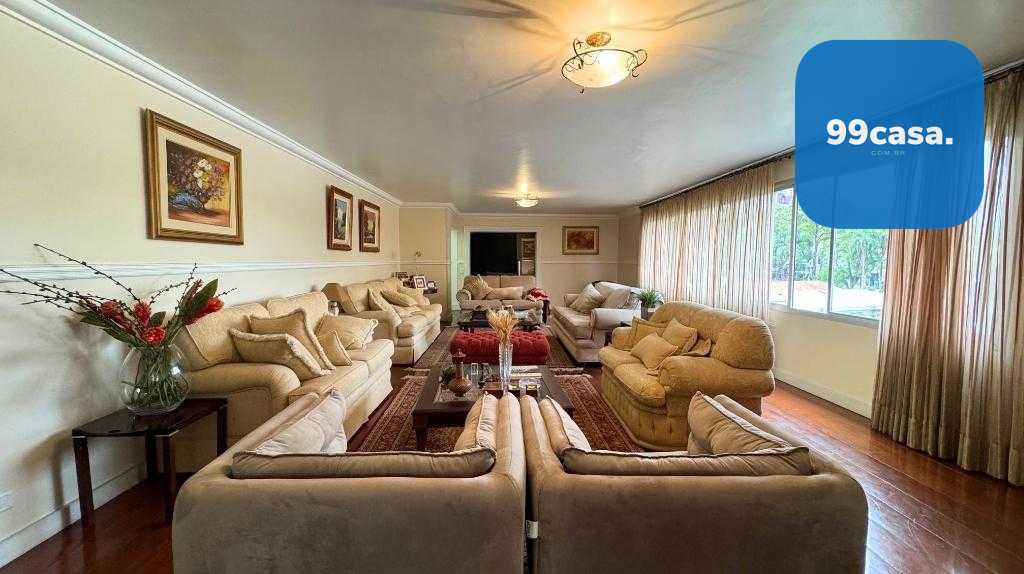 Apartamento no Água Verde com 415m  | 4 Quartos e 3 Vagas