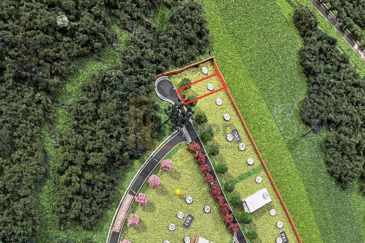 TERRENO à venda com 704m  no Alphaville Paraná em Campo Largo