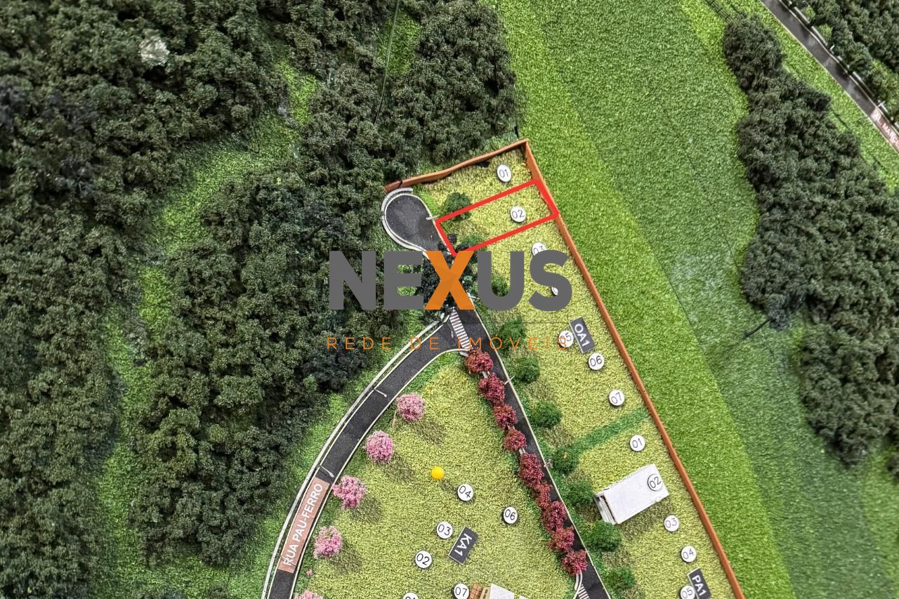 TERRENO à venda com 704m  no Alphaville Paraná em Campo Largo