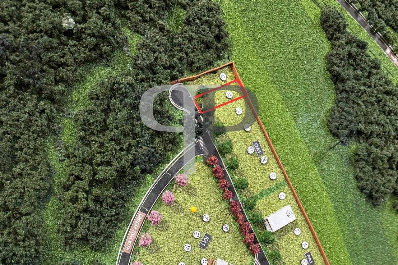 TERRENO à venda com 704m  no Alphaville Paraná em Campo Largo