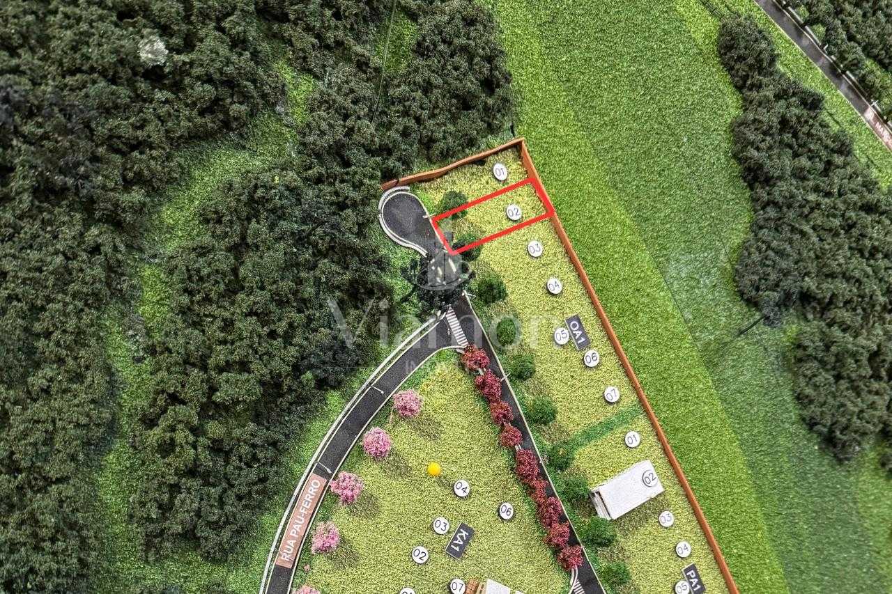 TERRENO à venda com 704m  no Alphaville Paraná em Campo Largo