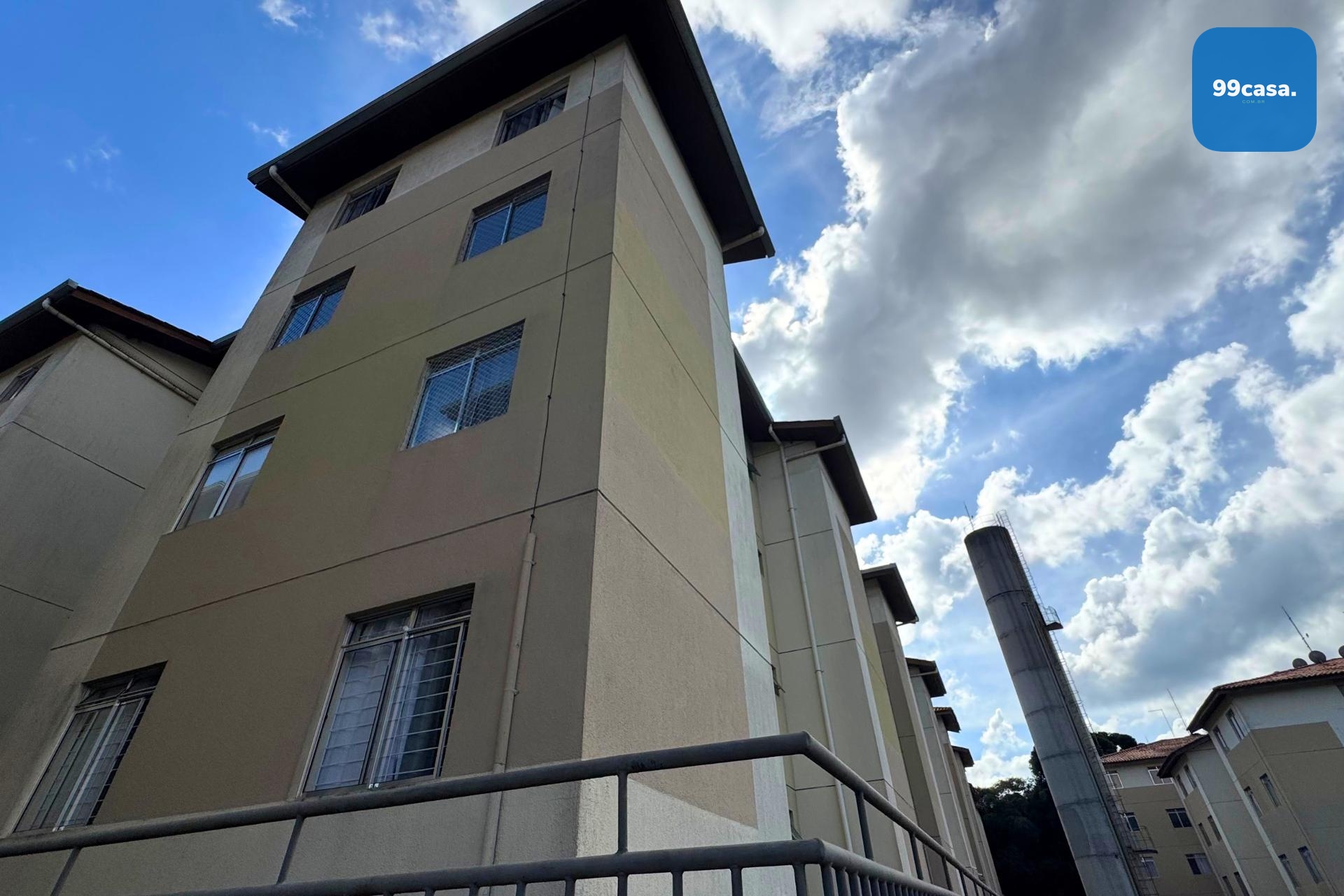 Apartamento 2 quartos térreo no Santa Cândida com vaga | Curitiba