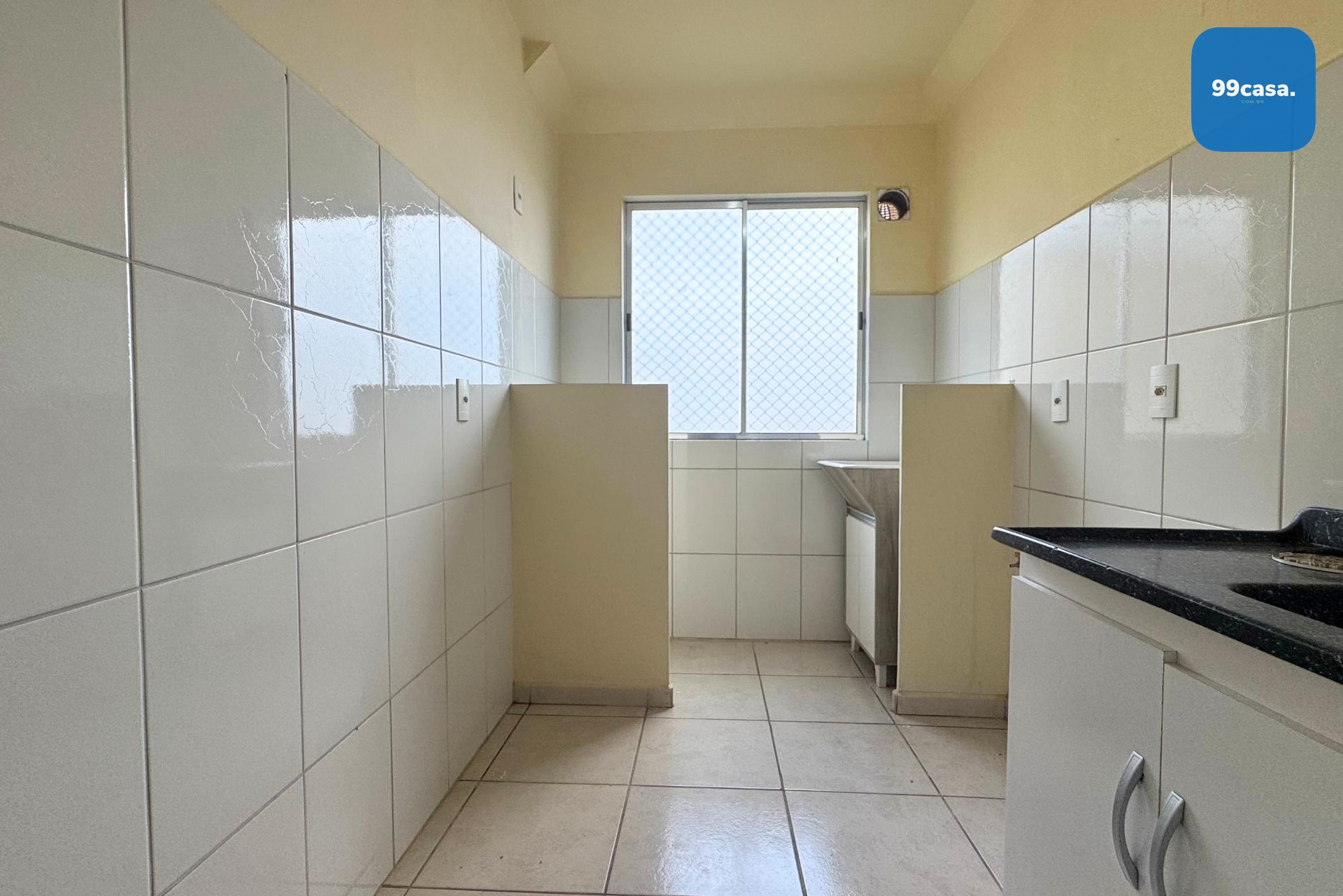 Apartamento 2 quartos térreo no Santa Cândida com vaga | Curitiba