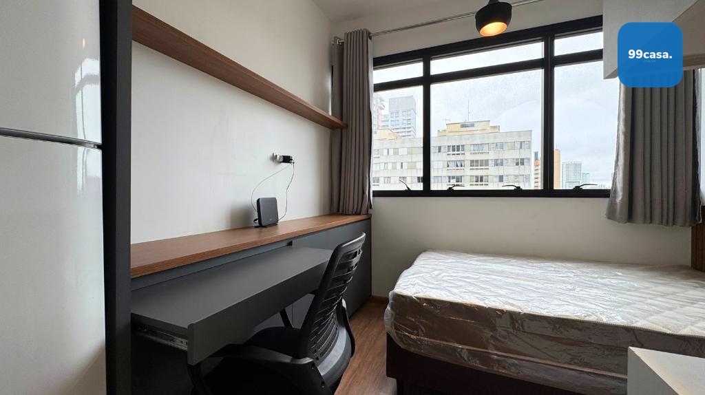 Apartamento Studio em localização privilegiada entre Batel e C...