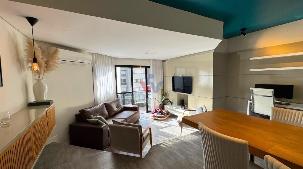 Apartamento com 2 Suítes no Batel | Ed. London Park - Curitiba