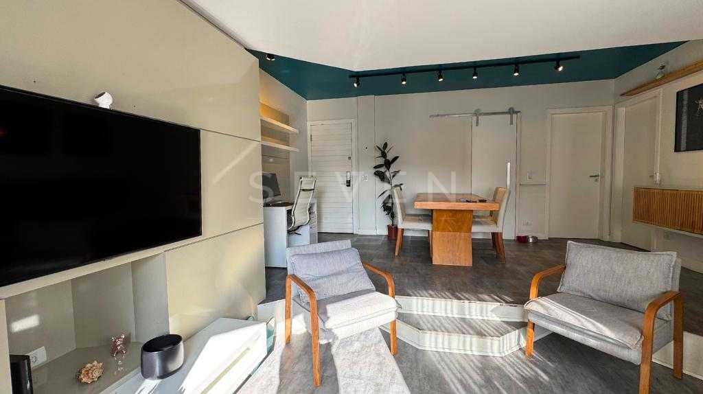 Apartamento com 2 Suítes no Batel | Ed. London Park - Curitiba