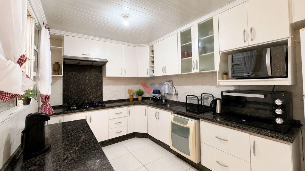 Casa em condomínio fechado no Alto Boqueirão com 124m² por R$ ...