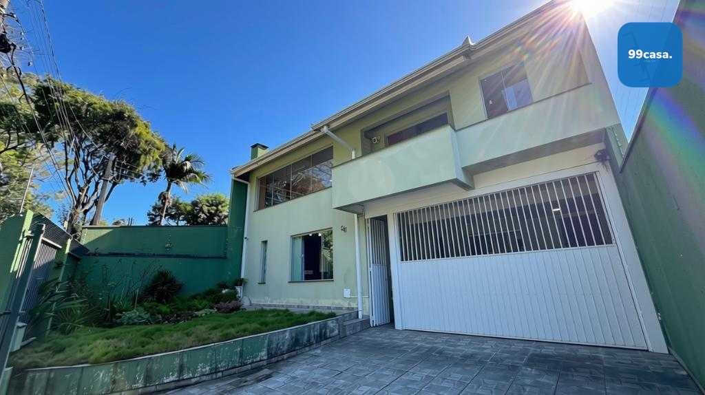 Casa à venda no Vista Alegre em frente à área verde | 253 m²