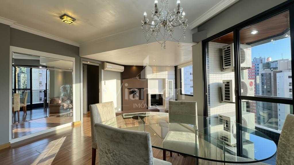 Apartamento 88m² com 2 suítes no 19º Andar | Edifício London P...