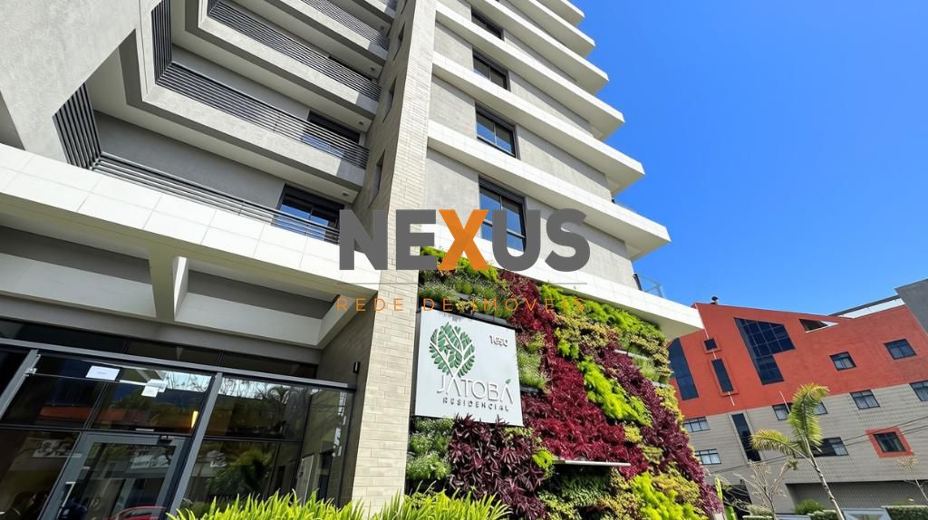 Apto à venda na Av. Souza Naves 3Q - 95,25m², 2 vagas + depósi...