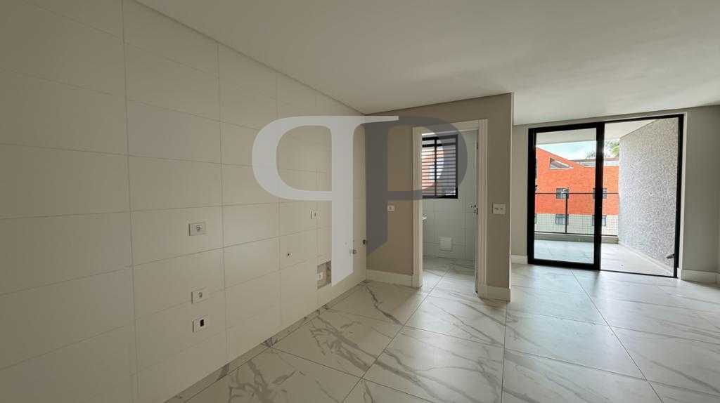 Apto à venda na Av. Souza Naves 3Q - 95,25m², 2 vagas + depósi...