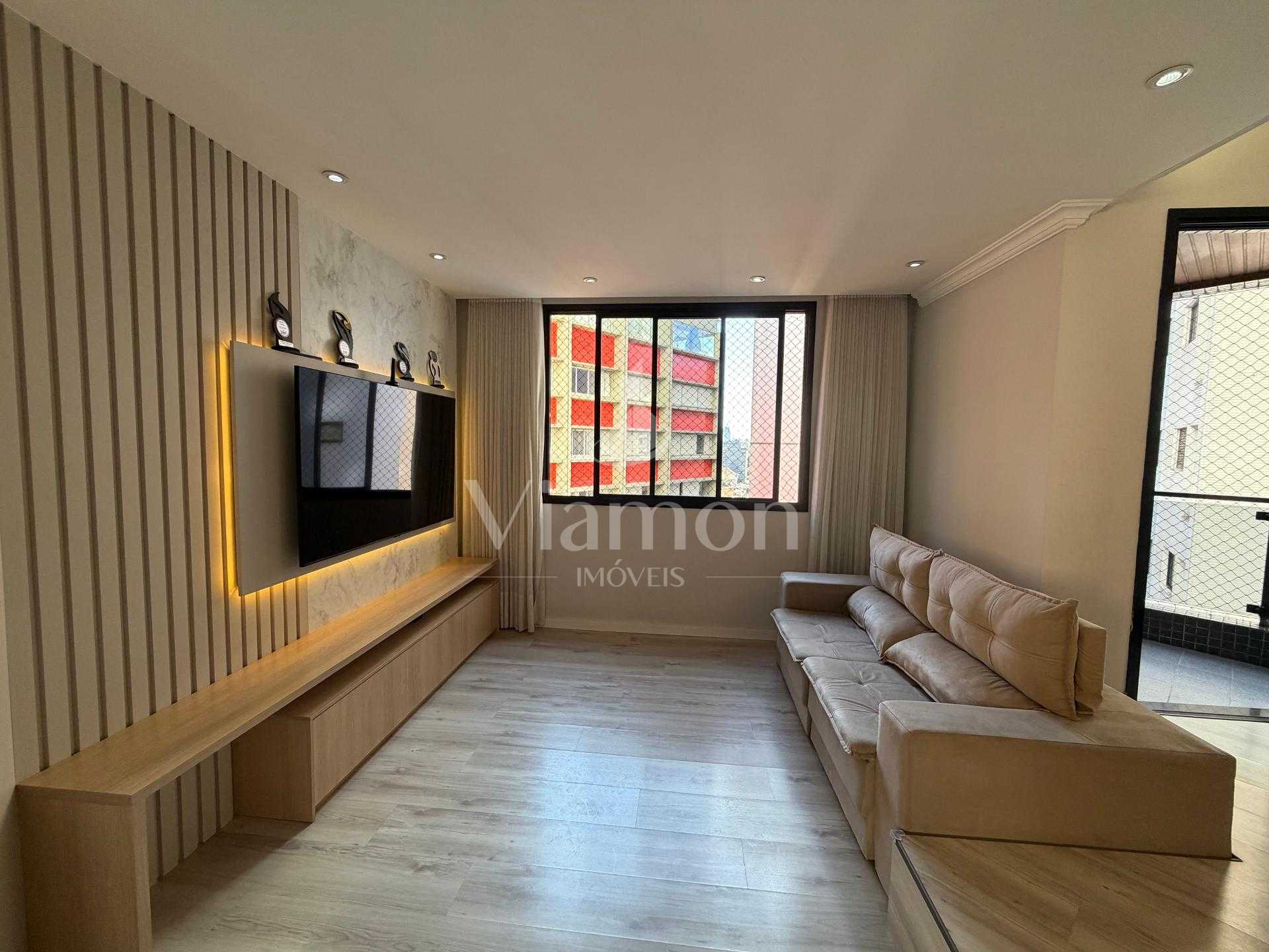 Apartamento com 2 Quartos, 3 banheiros, 1 vaga no Água Verde/B...