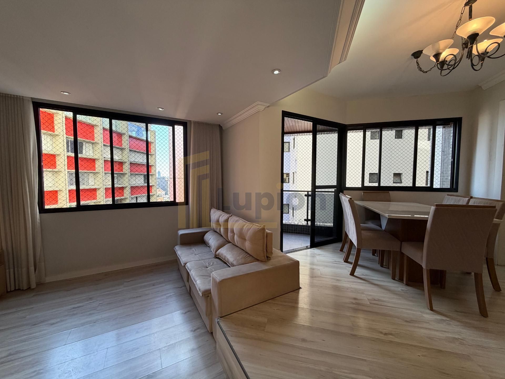 Apartamento com 2 Quartos, 3 banheiros, 1 vaga no Água Verde/B...