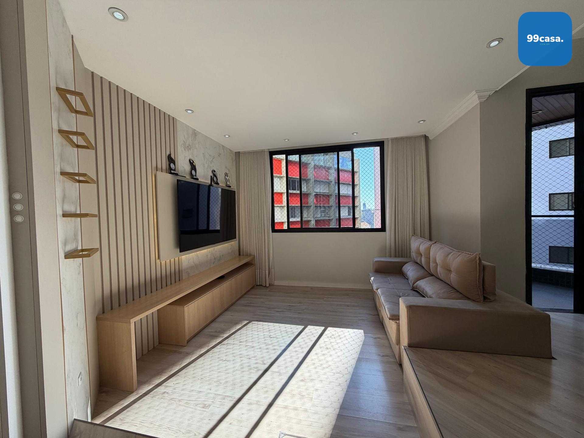 Apartamento com 2 Quartos, 3 banheiros, 1 vaga no Água Verde/B...