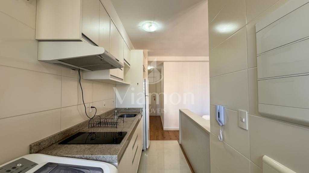 Apartamento residencial para locação, Centro, Curitiba.