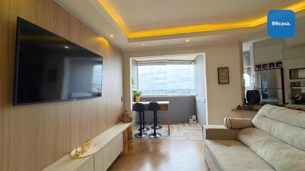 Apartamento à venda no Portão  2 quartos, 1 suíte  13o andar e...