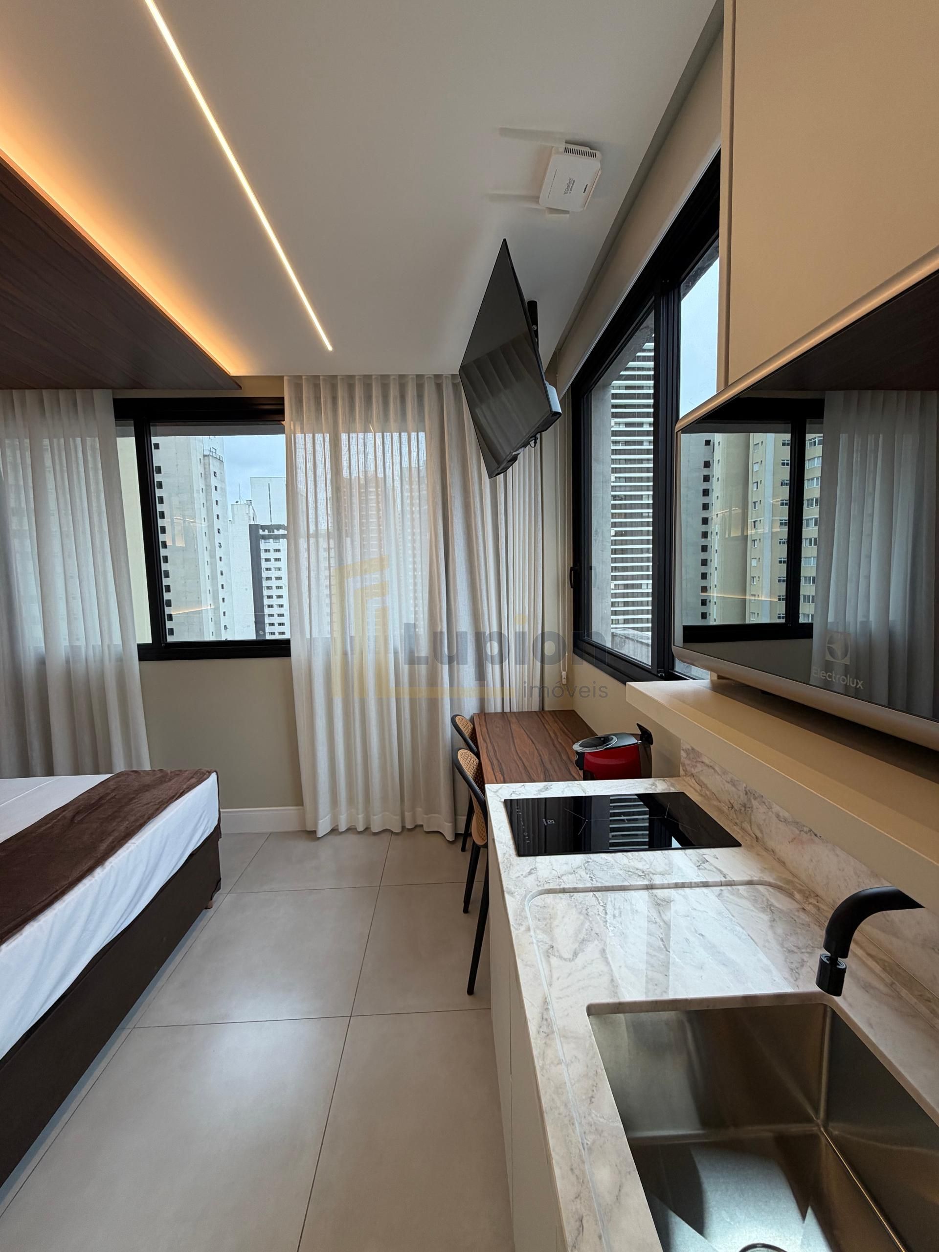 Apartamento mobiliado no Batel com Sacada e Vista. 01 vaga de ...