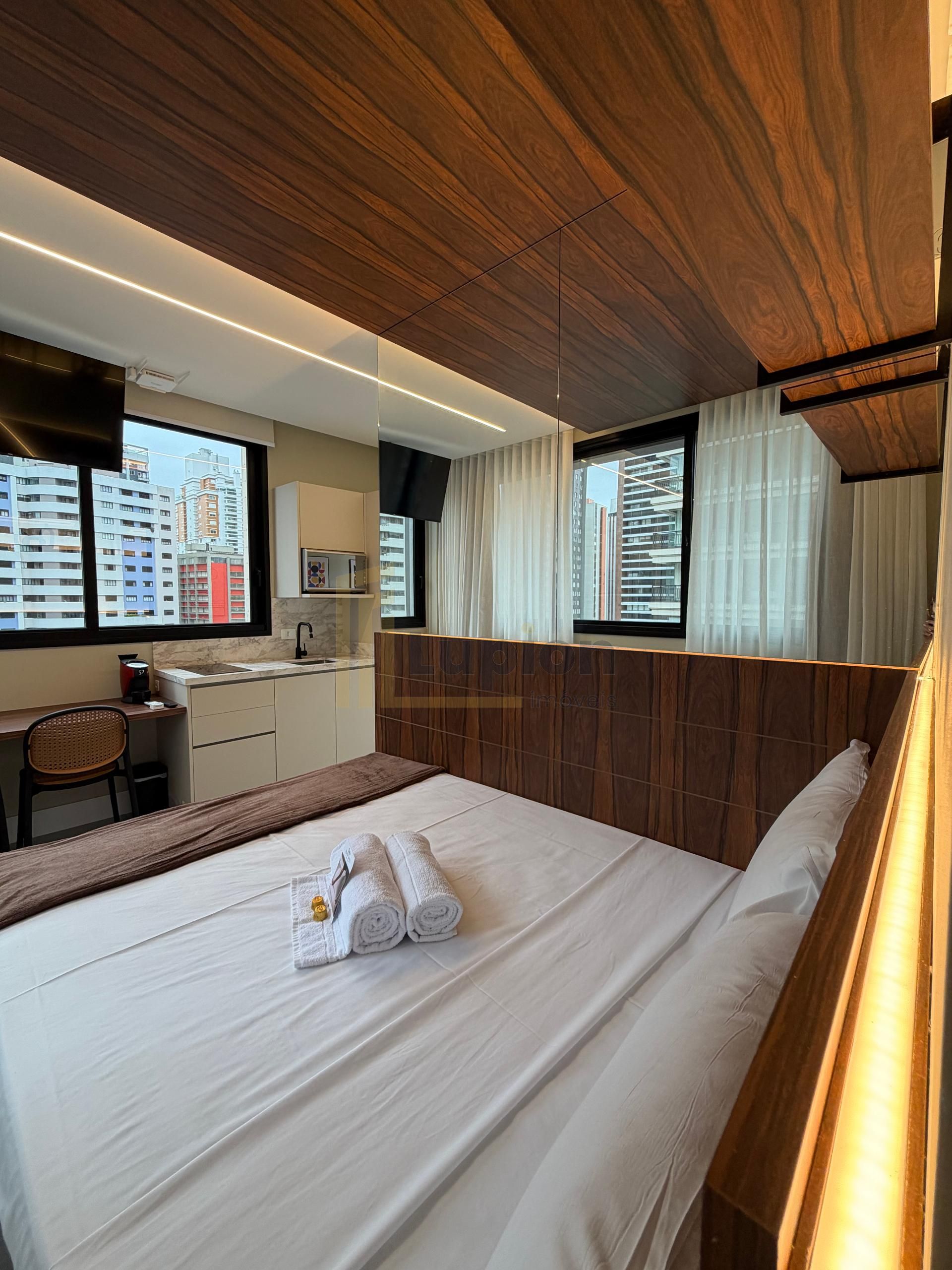Apartamento mobiliado no Batel com Sacada e Vista. 01 vaga de ...