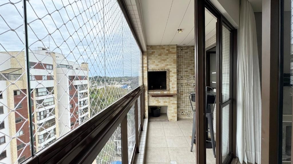 Apartamento Mobiliado no Ecoville. 2 Quartos com suíte. Sacada...