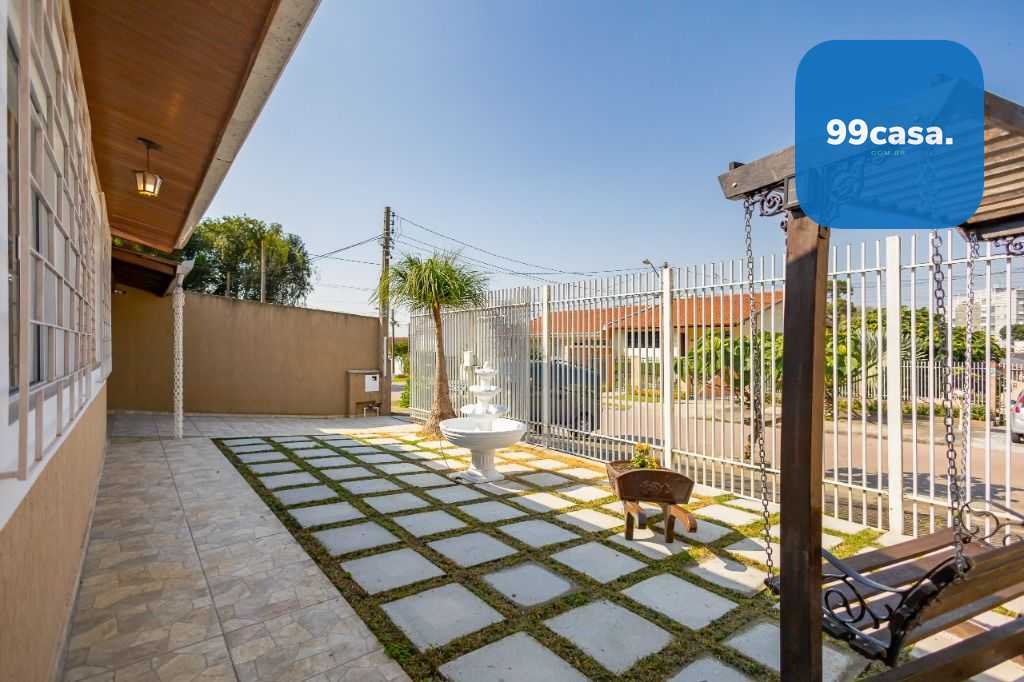 Casa com 3 quartos para alugar, 140 m   - Lindóia - Curitiba PR