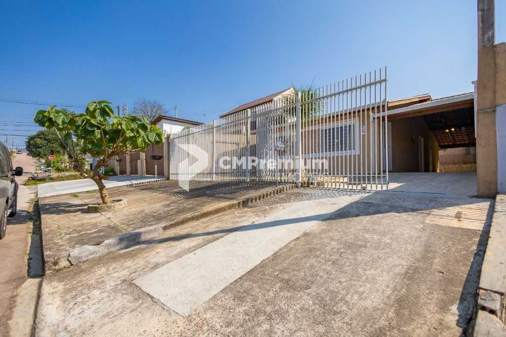 Casa com 3 quartos para alugar, 151 m   - Lindóia - Curitiba PR