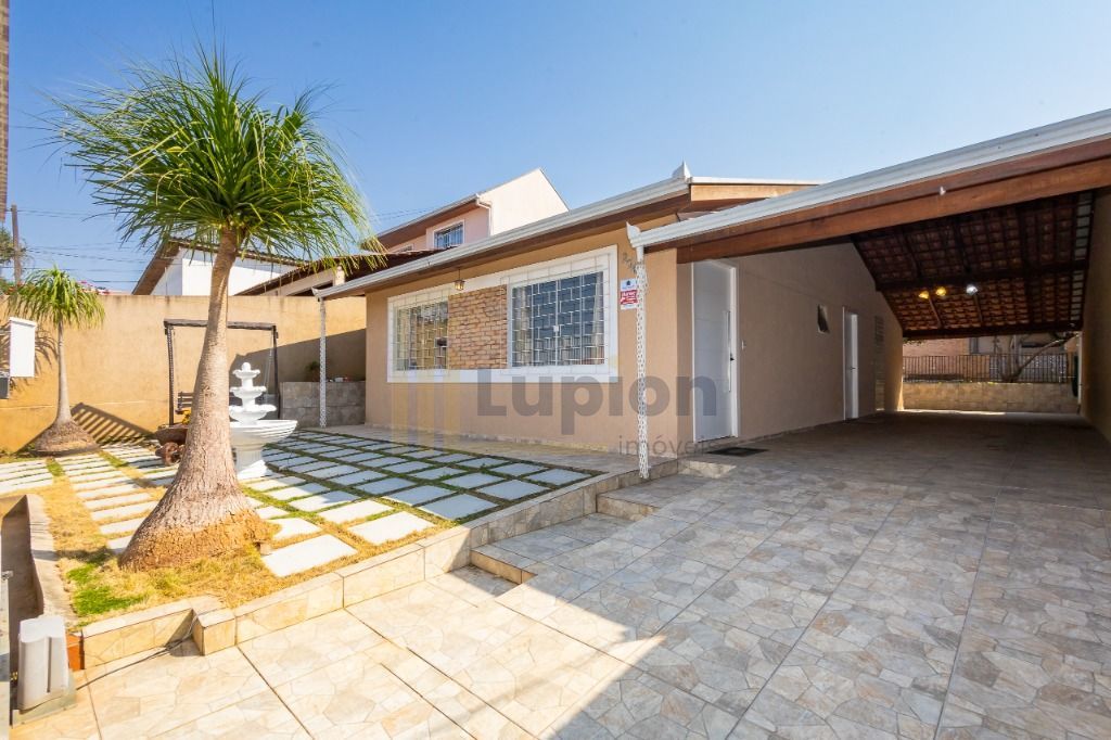 Casa com 3 quartos para alugar, 151 m   - Lindóia - Curitiba PR