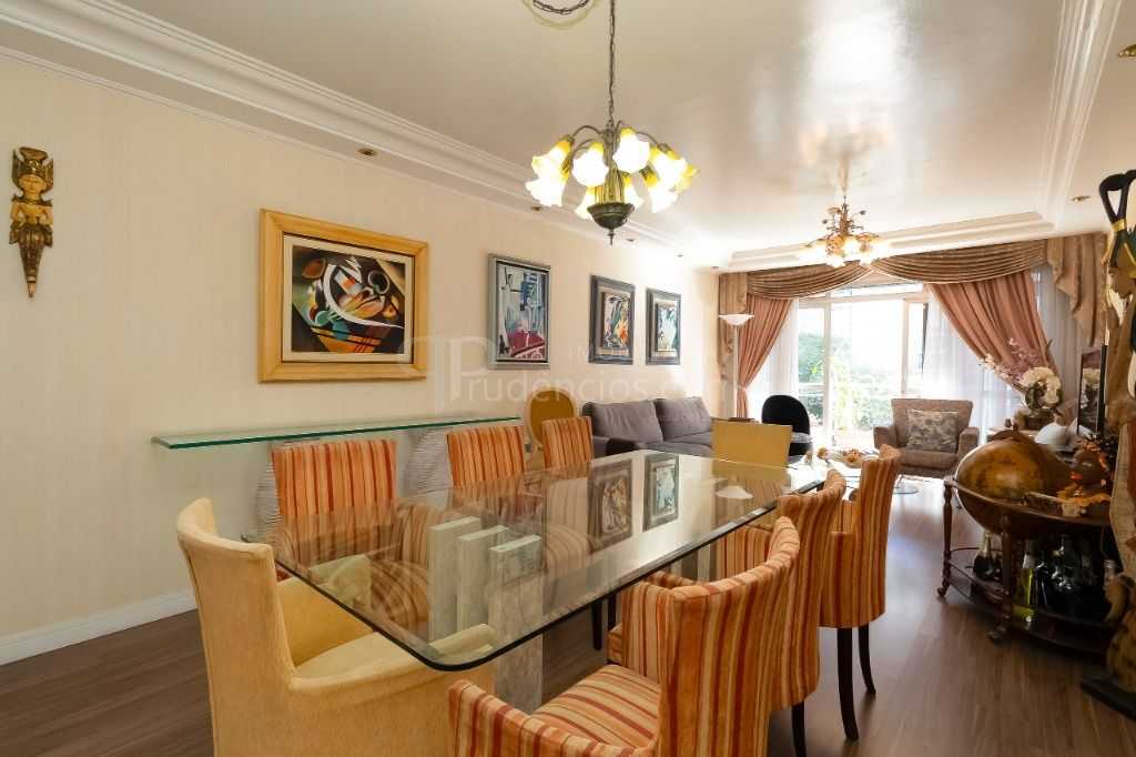 Apartamento com 3 suítes à venda no Água Verde - Curitiba PR