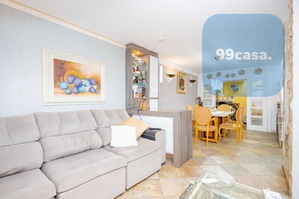 Sobrado com 3 quartos à venda no Jardim das Américas em Curitiba