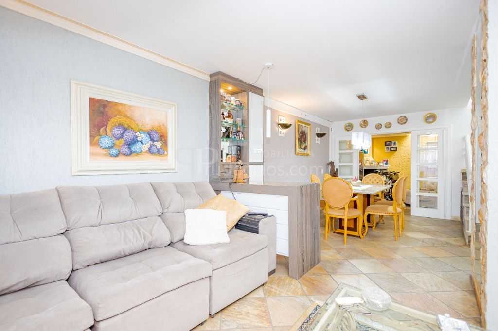 Sobrado com 3 quartos à venda no Jardim das Américas em Curitiba