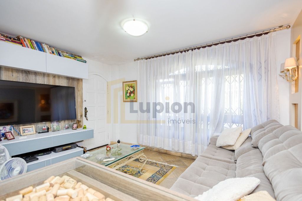 Sobrado com 3 quartos à venda no Jardim das Américas em Curitiba