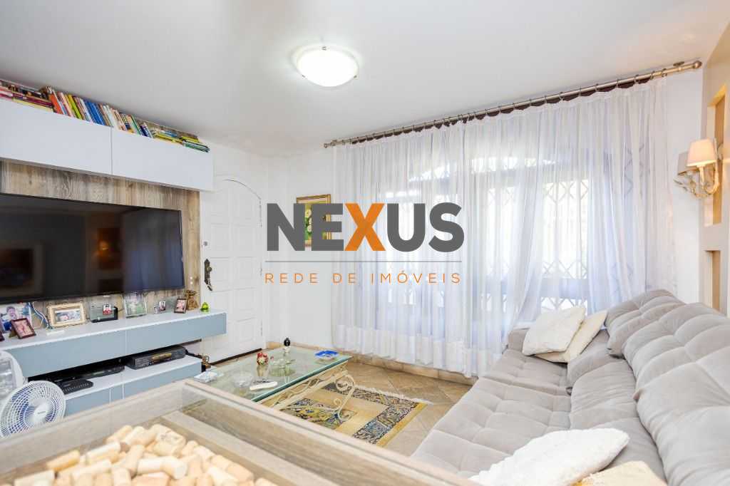 Sobrado com 3 quartos à venda no Jardim das Américas em Curitiba