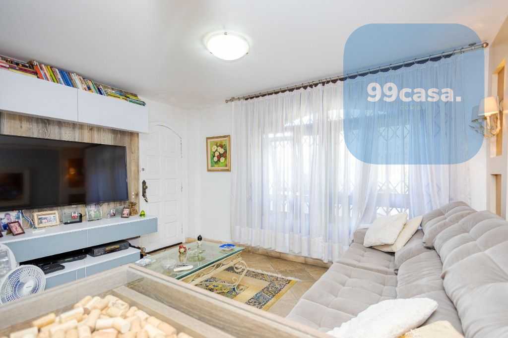 Sobrado com 3 quartos à venda no Jardim das Américas em Curitiba