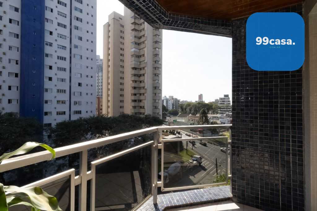Apartamento com 3 suítes à venda no Água Verde - Curitiba PR