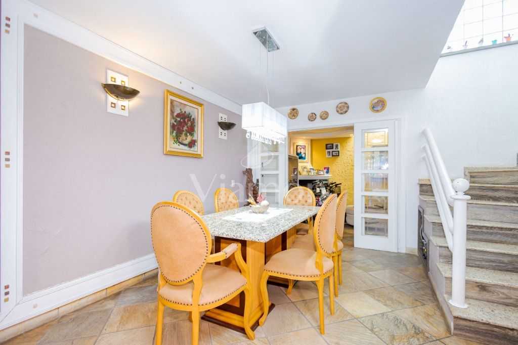 Sobrado com 3 quartos à venda no Jardim das Américas em Curitiba